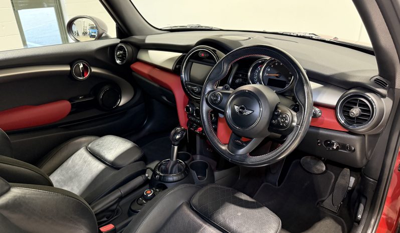 2016 Mini Cooper SD 2.0 full
