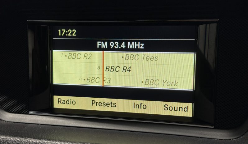 2011 Mercedes Benz E350 CDI V6 full