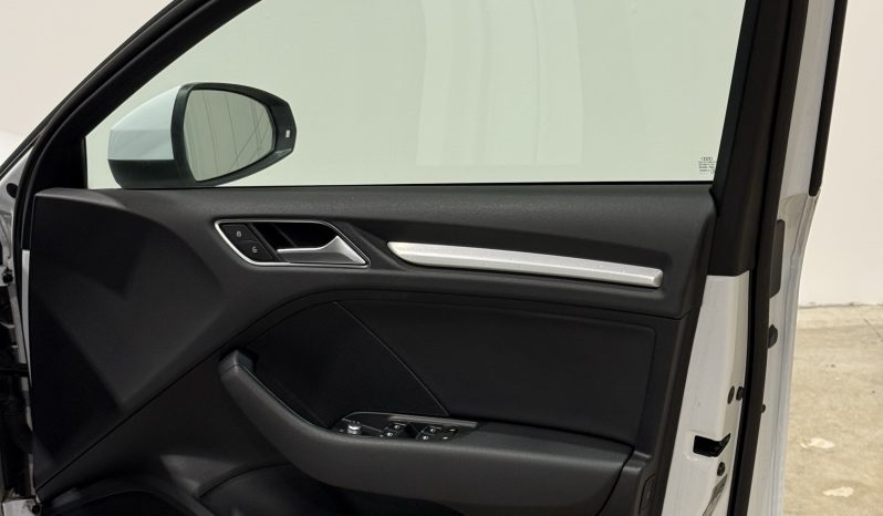 2014 Audi A3 Saloon full