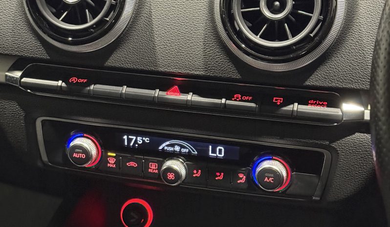 2014 Audi A3 Saloon full