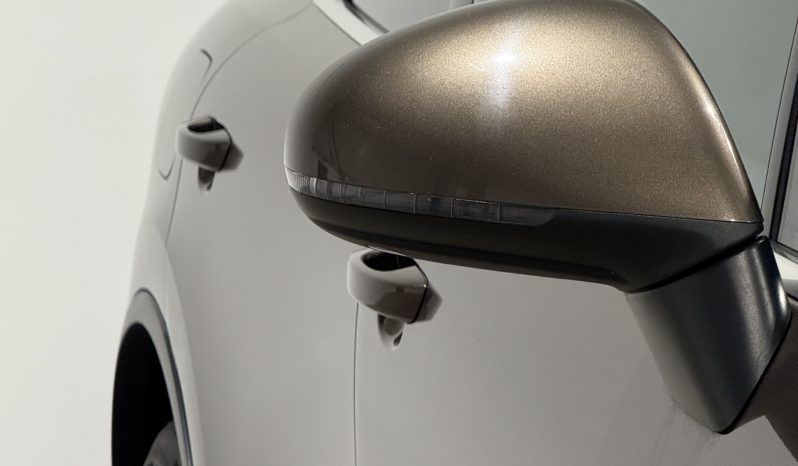 2012 VW Touareg 3.0 V6 TDI full