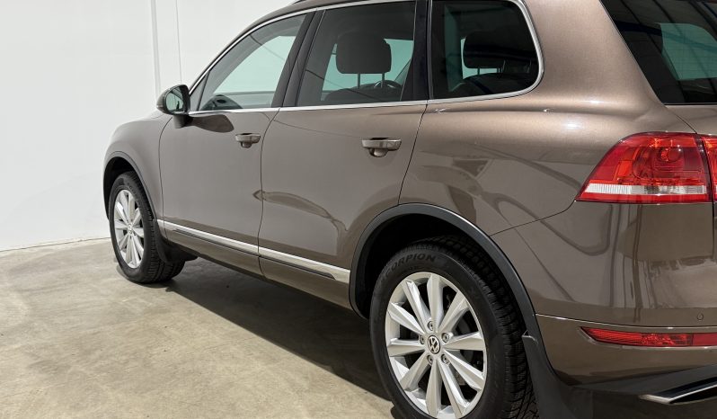 2012 VW Touareg 3.0 V6 TDI full