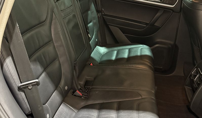 2012 VW Touareg 3.0 V6 TDI full