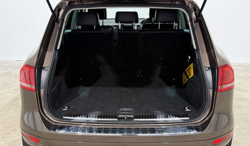 2012 VW Touareg 3.0 V6 TDI full