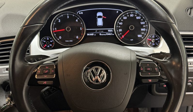 2012 VW Touareg 3.0 V6 TDI full