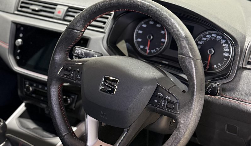 2019 SEAT Arona 1.0 TSI FR SUV full