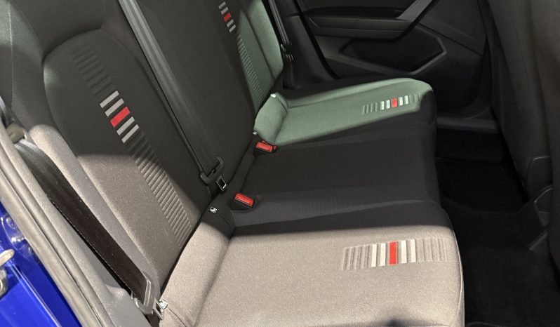 2019 SEAT Arona 1.0 TSI FR SUV full