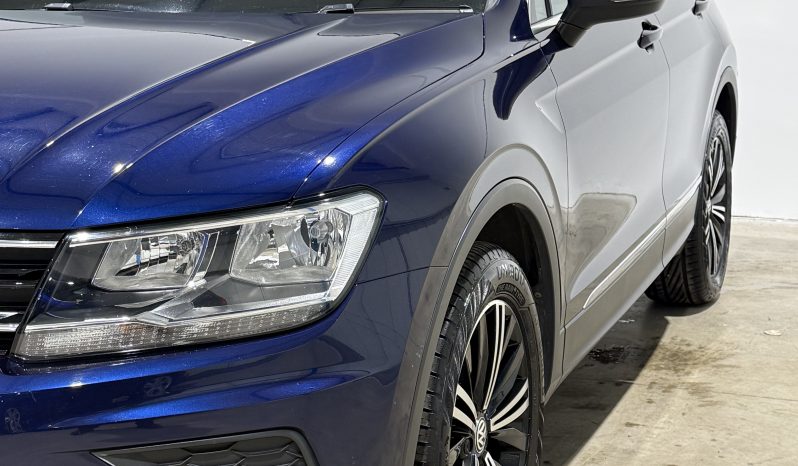 2018 Volkswagen Tiguan 2.0 TDI SE Navigation SUV full