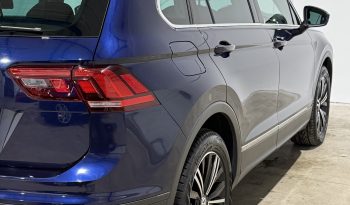 2018 Volkswagen Tiguan 2.0 TDI SE Navigation SUV full