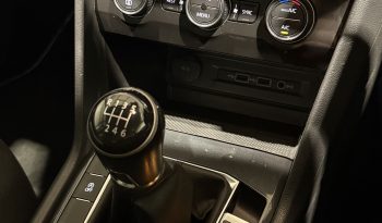 2018 Volkswagen Tiguan 2.0 TDI SE Navigation SUV full