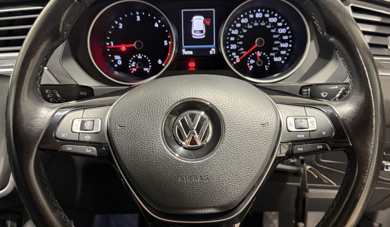 2018 Volkswagen Tiguan 2.0 TDI SE Navigation SUV full