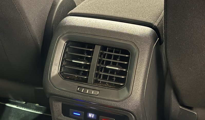 2018 Volkswagen Tiguan 2.0 TDI SE Navigation SUV full