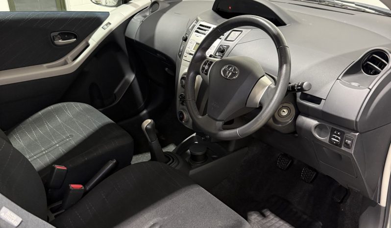 2008 Toyota Yaris 1.3 VVT-i TR full