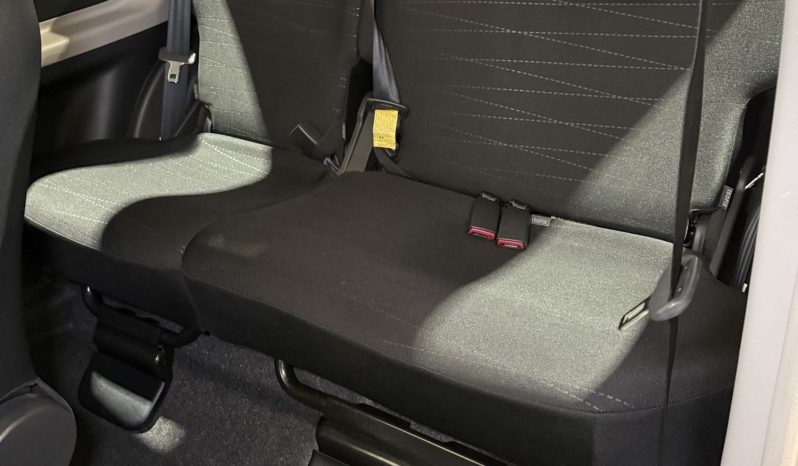 2008 Toyota Yaris 1.3 VVT-i TR full