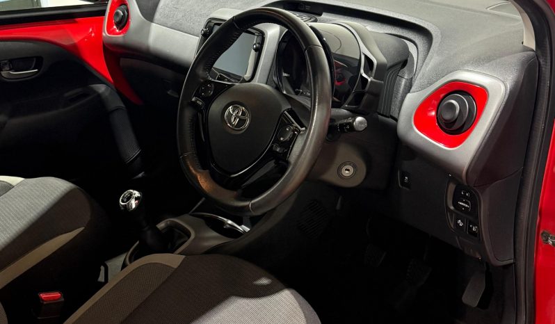 2021 Toyota AYGO 1.0 VVT-i x-play full