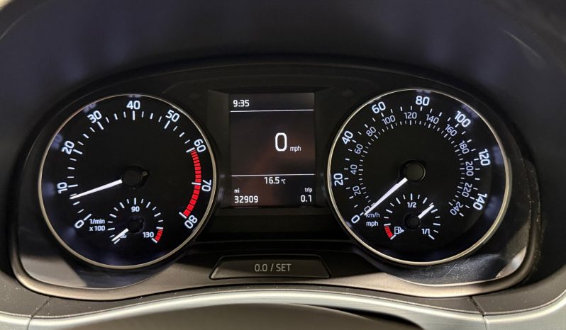 2017 Skoda Fabia 1.2 TSI SE full