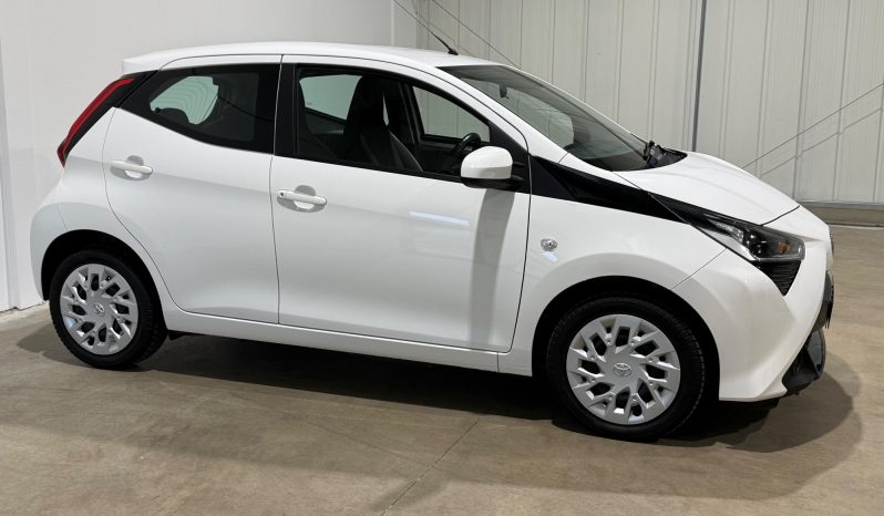 2021 Toyota AYGO 1.0 VVT-i x-play full